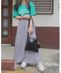 A.D.G（エーディージー）の「Monotone Flower Flare Long Skirt (white)（スカート・レディース）」