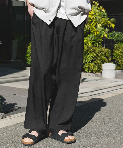 URBAN RESEARCH DOORS(アーバンリサーチドアーズ)の「トロピカルライク イージーパンツ(その他パンツ・メンズ・BLACK/BLUEGRAY/CHARCOAL・M/L)」の5枚目の写真