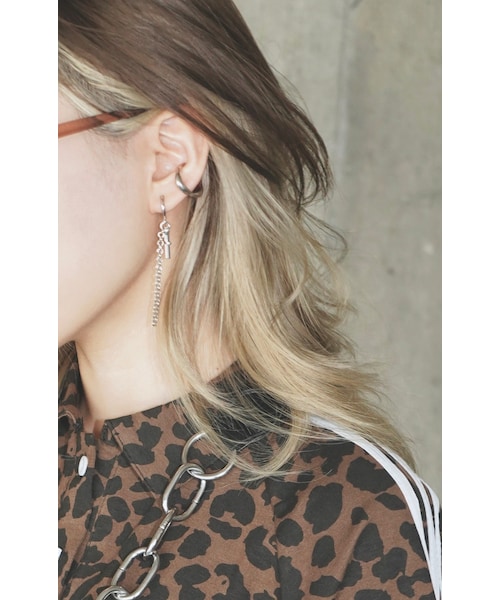 A.D.G(エーディージー)の「Silver Cross&Chain Pierced Earrings(イヤリング・レディース・シルバー・FREE)」の5枚目の写真