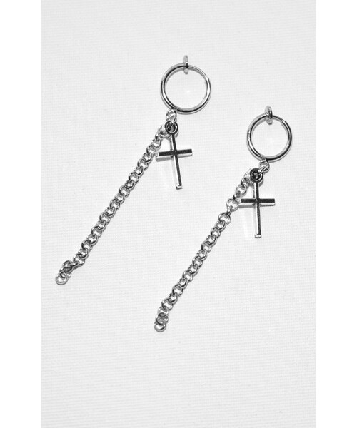 A.D.G(エーディージー)の「Silver Cross&Chain Pierced Earrings(イヤリング・レディース・シルバー・FREE)」の7枚目の写真