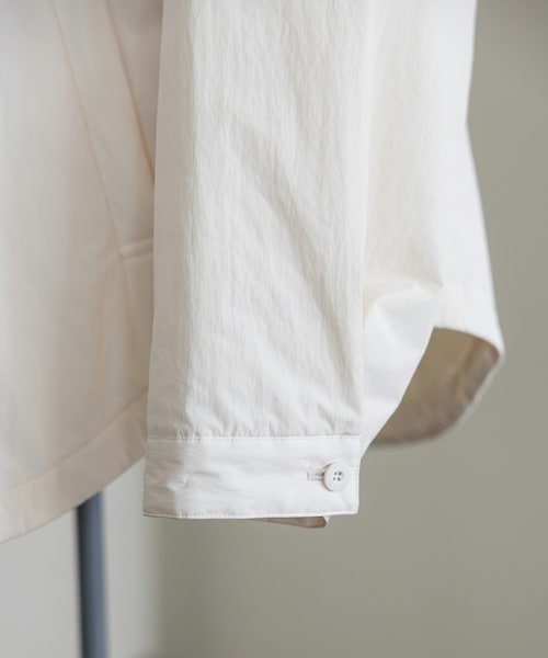SIWEM(シウム)の「LOOSE FLARE STAND COLLAR DOWN JACKET(ダウンジャケット/コート・レディース・ホワイト・FREE)」の12枚目の写真