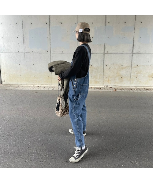 copine(コピン)の「used風デニムサロペット(サロペット/オーバーオール・レディース・ブルー・ワンサイズ)」の2枚目の写真