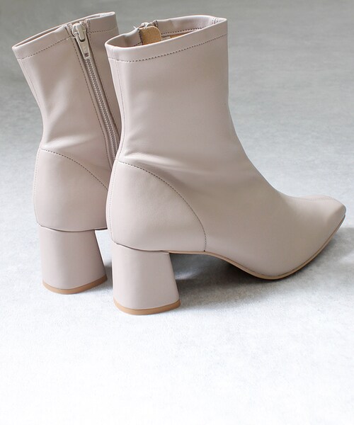 Shoe Fantasy（シューファンタジー）の「日本製 ストレッチ ショートブーツ（ブーツ・レディース・ダークグレー/ブラック/ライトオーク・S/M/L/LL）」の3枚目の写真