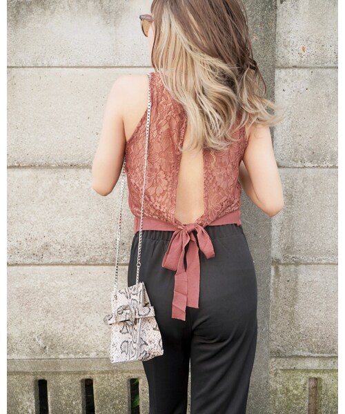 A.D.G(エーディージー)の「Back Lace No-Sleeve Tops (terracotta)(タンクトップ・レディース・ブラウン・FREE)」の4枚目の写真
