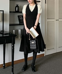 EVERY NANA（エブリナナ）の「コーデュロイVネックジャンパースカート（ジャンパースカート・レディース）」