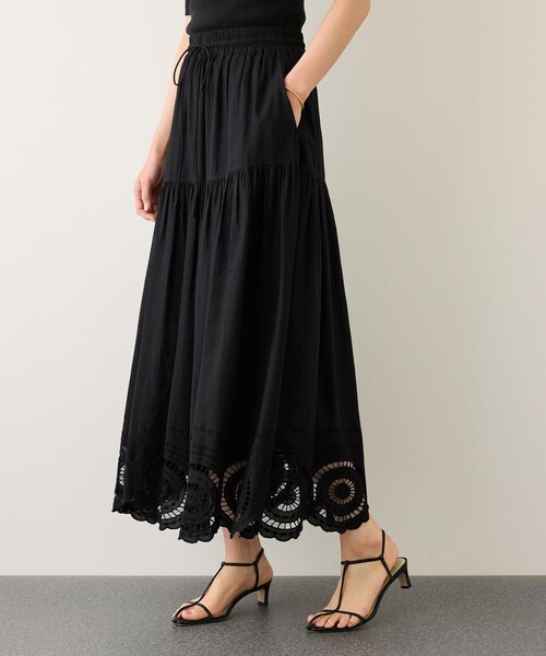 ROPE'(ロペ)の「INDIAコットンボイルシフリー刺繍サークルフレアスカート/セットアップ対応・イージーケア(スカート・レディース・ブラック/ホワイト・F)」の12枚目の写真