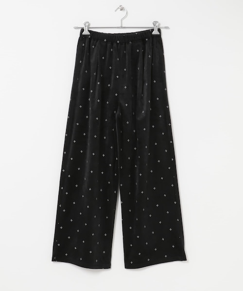 URBAN RESEARCH DOORS(アーバンリサーチドアーズ)の「刺繍ベロアイージーパンツ(その他パンツ・レディース・BLACK/CHARCOAL・Free)」の1枚目の写真
