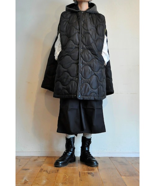 --（--）の「キルティングロングポンチョ（ポンチョ・レディース・グリーン/ブラック・one）」の2枚目の写真