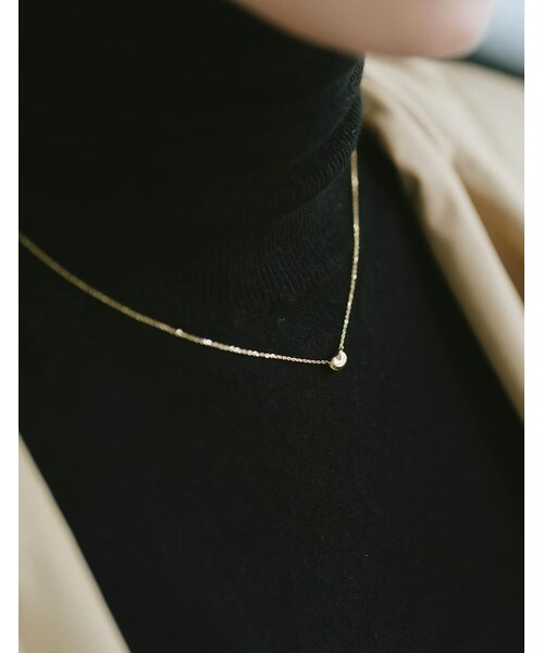 Ops.（オプス）の「K18 ゴールドネックレス ハート エッグ 豆 MOLLICA NECKLACE -モリカ ネックレス-（ネックレス・レディース・イエローゴールド エッグ(K18)/イエローゴールド ファーべ(豆)(K18)/イエローゴールド ハート(K18)・ONE SIZE）」の5枚目の写真