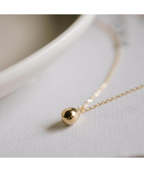 Ops.（オプス）の「K18 ゴールドネックレス ハート エッグ 豆 MOLLICA NECKLACE -モリカ ネックレス-（ネックレス・レディース・イエローゴールド エッグ(K18)/イエローゴールド ファーべ(豆)(K18)/イエローゴールド ハート(K18)・ONE SIZE）」の15枚目の写真