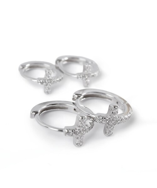 Ops.（オプス）の「フープピアス 小さめ ジルコニア クロス KYKLOS-CROS CV PAVE HOOP PIERCE -キクロス クロス-（ピアス（両耳用）・レディース・シルバー/ゴールド・13mm/10mm）」の8枚目の写真
