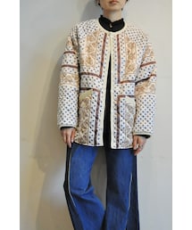 -- | スカーフプリントジャケット(ノーカラージャケット)