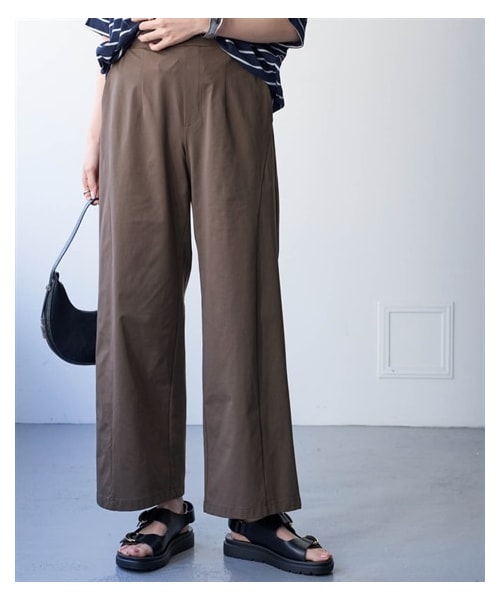 nissen（ニッセン）の「＜大きいサイズ＞２４時間ずっと快適かるスルーメッシュワイド切替パンツ（吸汗速乾・イージーケア・ＵＶカット）（セットアップ可能）（パンツ・レディース・黒/ミッドナイトネイビー/カーキ/モカ・L/LL/3L/4L/5L/6L/8L/10L）」の12枚目の写真