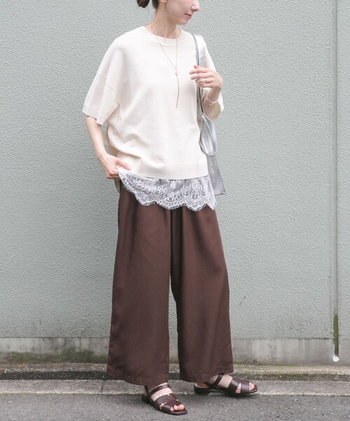 ITEMS URBANRESEARCH（アイテムズ アーバンリサーチ）の「『洗濯可』ニットTシャツ（ニット/セーター・レディース・OFF/BLK/CHA/GRN/ORG・Free）」の11枚目の写真