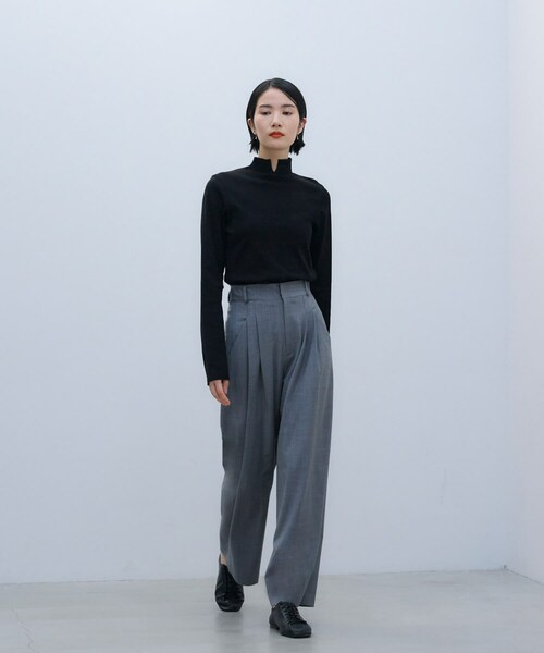 SIWEM  WIDE BELT TUCK PANTS   Sサイズ SIWEM（シウム）の「WIDE BELT TUCK PANTS（スラックス）」 - WEAR