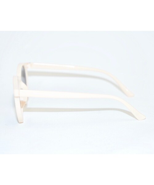 A.D.G(エーディージー)の「Boston Sunglass (cream)(サングラス・レディース・ホワイト・FREE)」の6枚目の写真