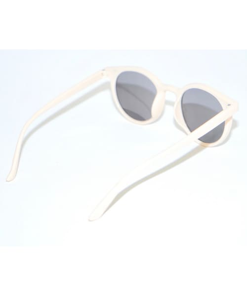 A.D.G(エーディージー)の「Boston Sunglass (cream)(サングラス・レディース・ホワイト・FREE)」の8枚目の写真