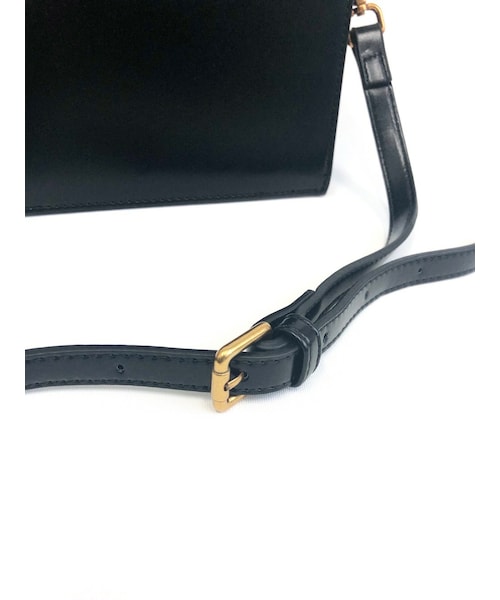 A.D.G(エーディージー)の「2strap Gold Buckle Square Bag (black)(ショルダーバッグ・レディース・ブラック・FREE)」の12枚目の写真
