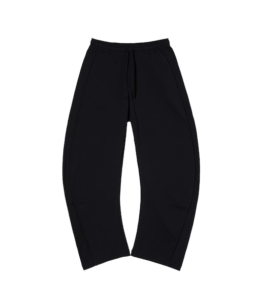 JNBY（ジェーエヌビーワイ）の「Volume Curved Cotton-jersey Track Pants（その他パンツ・レディース・ブラック/ライトブラウン/グリーン・36/38/40）」の2枚目の写真