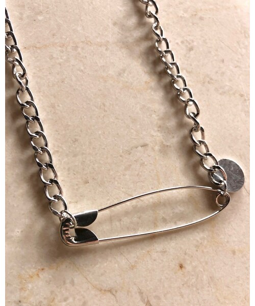 A.D.G(エーディージー)の「Pin Motif Chain Necklace (silver)(ネックレス・レディース・シルバー・FREE)」の5枚目の写真