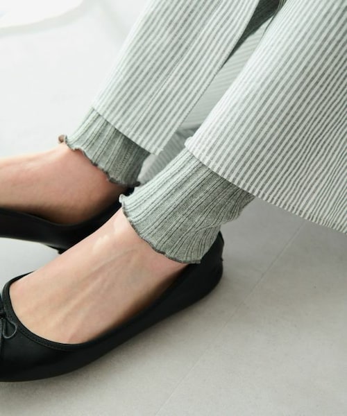 Crisp(クリスプ)の「ミリタリーメロウレギンス(レギンス/スパッツ・レディース・グレー/アイボリー・FREE)」の1枚目の写真