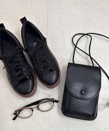 レースアップスニーカー