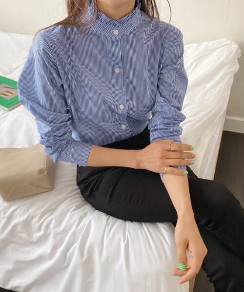 DHOLIC(ディーホリック)の「2TYPEフリルブラウス(シャツ/ブラウス・レディース・ブルー・ONE SIZE)」の1枚目の写真