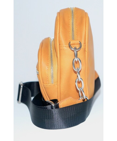 A.D.G（エーディージー）の「Silver Chain Shoulder Bag (mustard)（ショルダーバッグ）」 WEAR