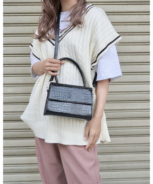 A.D.G（エーディージー）の「Oversized Tilden Knit Vest (off white)（ベスト・レディース・ホワイト・FREE）」の6枚目の写真