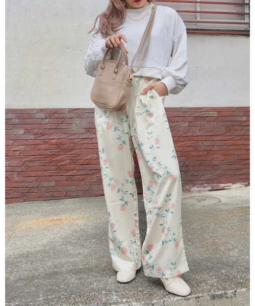 A.D.G（エーディージー）の「Back Lace-up Ribbon Sweat PO(white)（スウェット・レディース・ホワイト・FREE）」の2枚目の写真