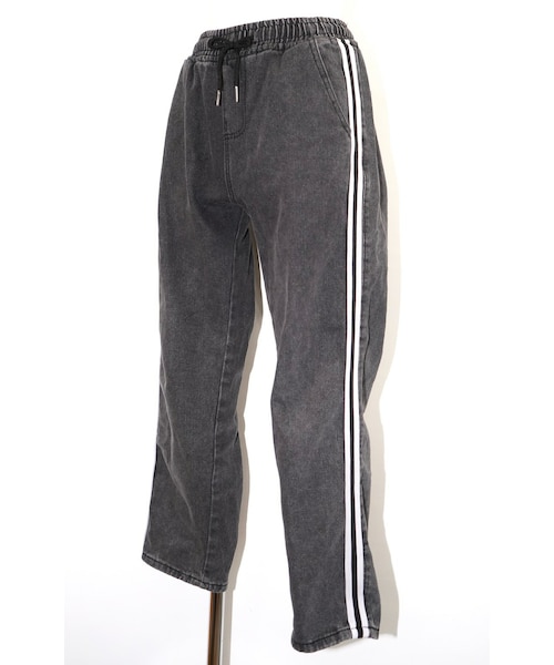 A.D.G（エーディージー）の「Side 2Line Black Denim Pants（デニムパンツ・レディース・ブラック・FREE）」の8枚目の写真