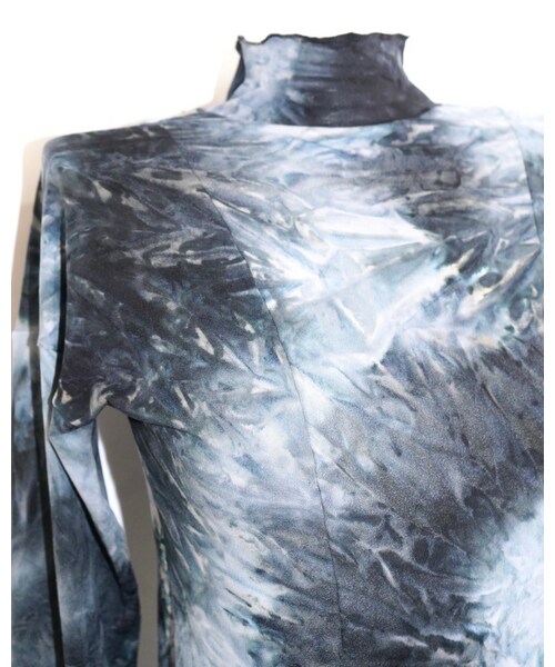 A.D.G(エーディージー)の「Tie-dye High Neck L/S Tops(blue)(Tシャツ/カットソー・レディース・ブルー・FREE)」の6枚目の写真