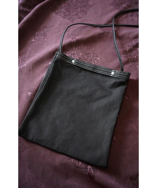 A.D.G(エーディージー)の「White Stitch Many Pocket Canvas Bag (black)(ショルダーバッグ・レディース・ブラック・FREE)」の8枚目の写真