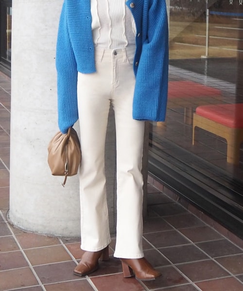 LAULEN（ローレン）の「HW cropped denim（デニムパンツ・レディース・ブラック/アイボリー・S/M）」の2枚目の写真