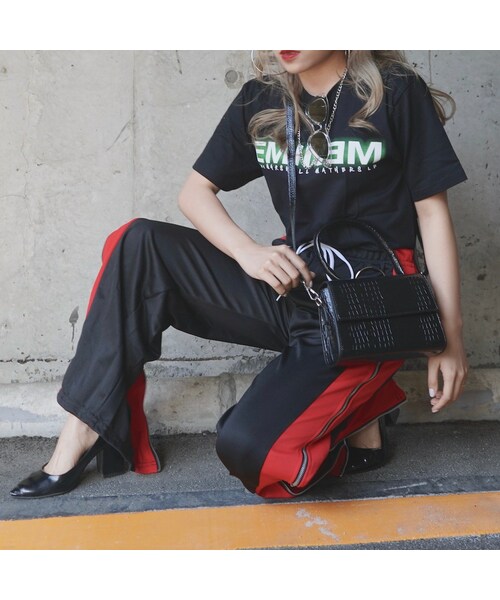 A.D.G（エーディージー）の「SIDE LINE&FULL ZIP JERSEY PANTS *with SILVER RING(black-red)（その他パンツ・レディース・ブラック・FREE）」の2枚目の写真