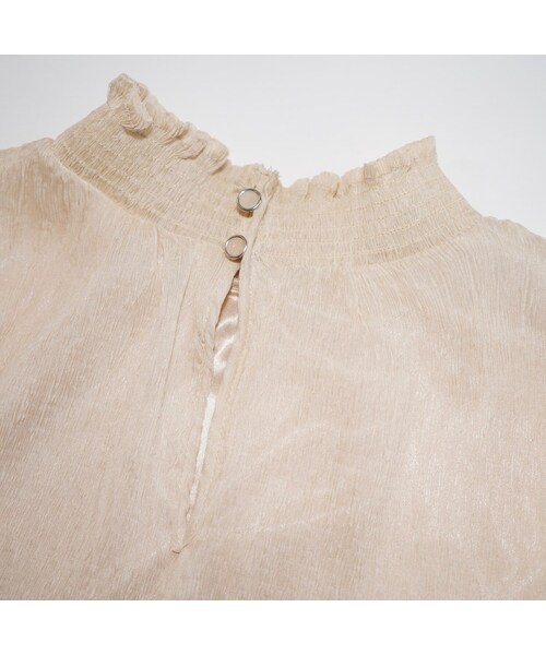 A.D.G（エーディージー）の「Balloonsleeve Chiffon High Neck Tops (ecru)（シャツ/ブラウス・レディース・ベージュ・FREE）」の9枚目の写真
