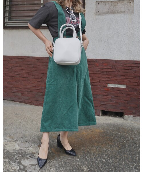 A.D.G(エーディージー)の「2way Corduroy Flare Jumper Skirt (green)(ジャンパースカート・レディース・グリーン・FREE)」の3枚目の写真
