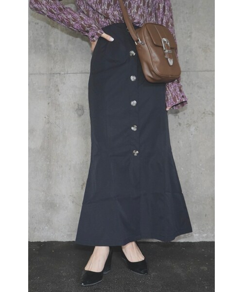 A.D.G(エーディージー)の「Button Design Mermaid Long Skirt (black)(スカート・レディース・ブラック・FREE)」の3枚目の写真