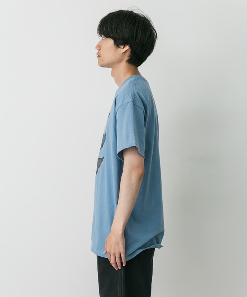 URBAN RESEARCH DOORS(アーバンリサーチドアーズ)の「LIBERTY GRAPHICS Whale Tails(Tシャツ/カットソー・メンズ・S.BLUE・L/XL)」の4枚目の写真