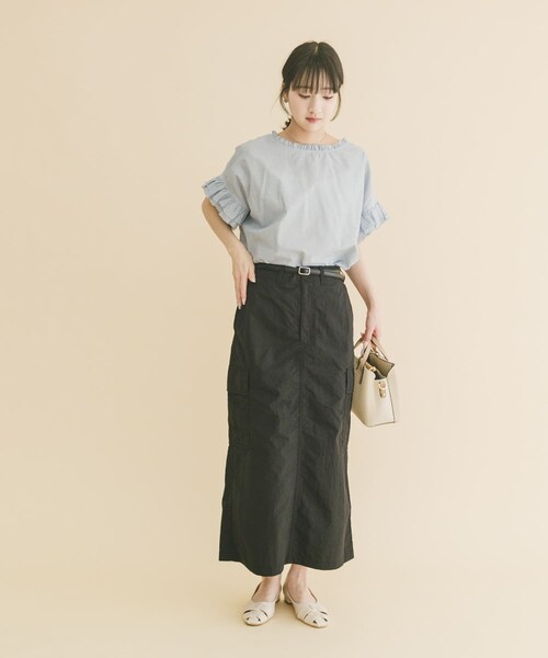 ITEMS URBANRESEARCH(アイテムズ アーバンリサーチ)の「ベルト付きカーゴスカート(スカート・レディース・MOC/BLK・Free)」の7枚目の写真