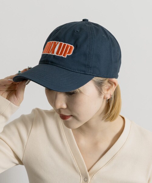 THE GOODLAND MARKET（ザグッドランドマーケット）の「77circa　original embroidery cap MIX UP（キャップ・レディース・black/navy・One）」の2枚目の写真