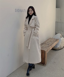 ストラップ付ロングコート