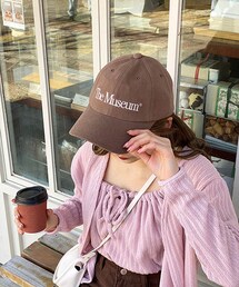 ミュージアム刺繍キャップ