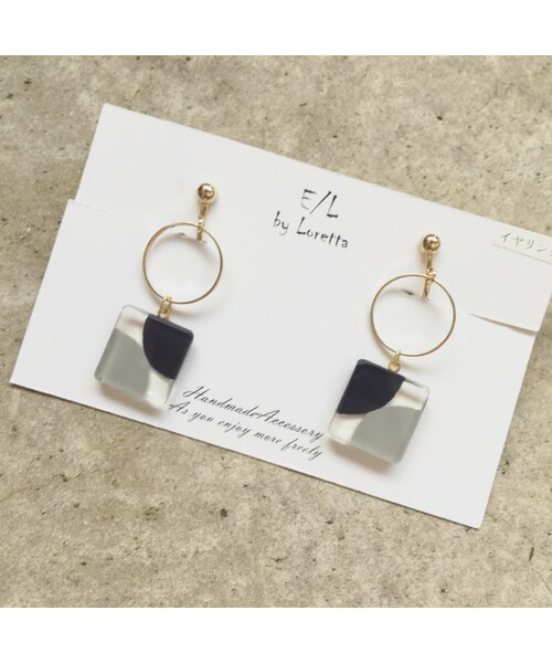 A.D.G(エーディージー)の「Square color hoop pierce/earring(ピアス(両耳用)・レディース・その他・FREE)」の2枚目の写真