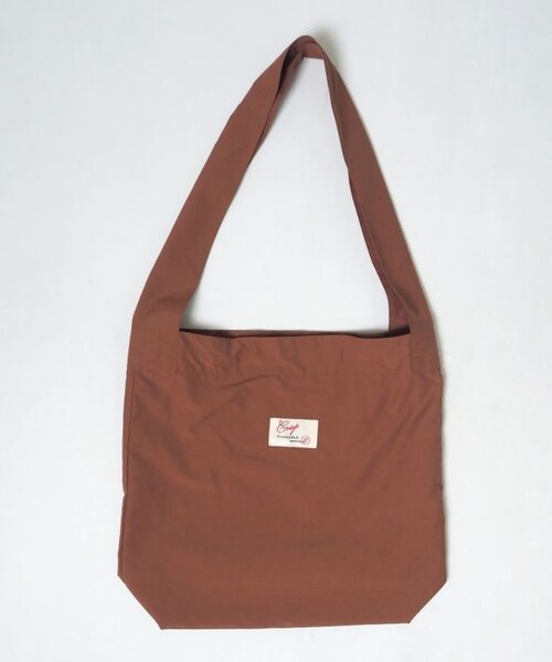 Crisp（クリスプ）の「ナイロンショルダーバッグ[c3R3205]（ショルダーバッグ・レディース・ブラック/ブラウン/アイボリー・FREE）」の6枚目の写真