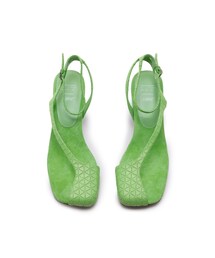 Triangle-embossed Big Toe-covered Sandals