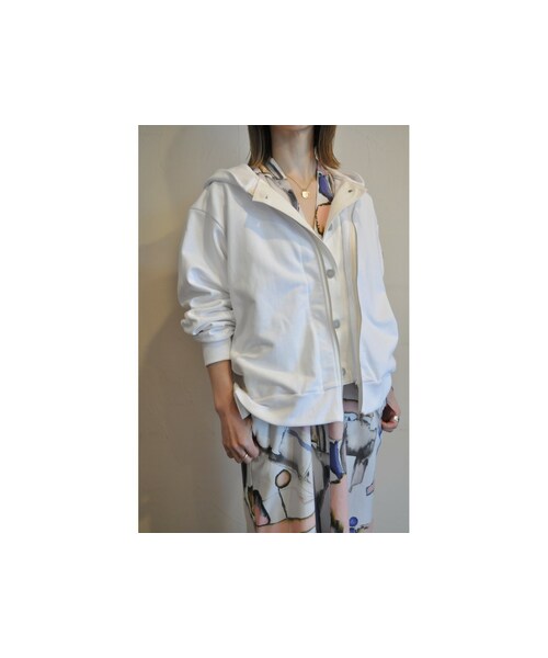 blanc basque（ブランバスク）の「スウェットデニムフーディー（その他アウター・レディース・グレー/ホワイト・one）」の2枚目の写真