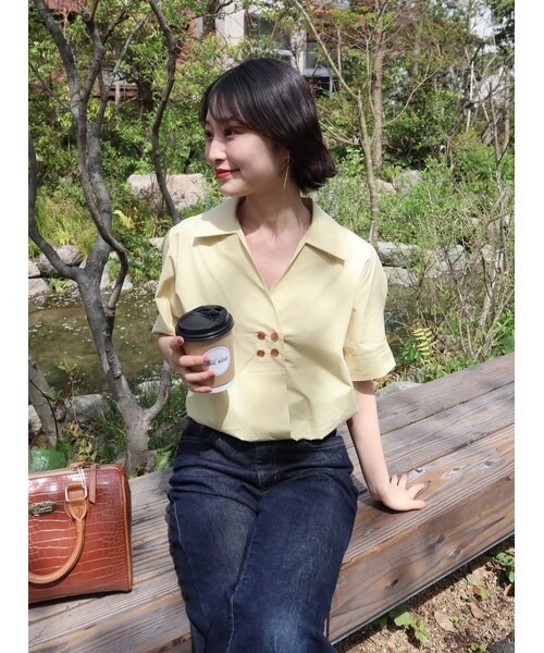 neam(ニーム)の「shape button tops(シャツ/ブラウス・レディース・イエロー・free)」の5枚目の写真