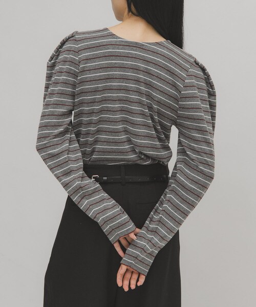 KBF（ケイビーエフ）の「2WAYタックショルダーカーディガン（カーディガン/ボレロ・レディース・GRAY/BORDEAUX/NAVY・one）」の7枚目の写真