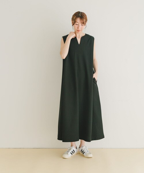 ITEMS URBANRESEARCH（アイテムズ アーバンリサーチ）の「カットミラノノースリワンピース（ワンピース・レディース・K/BRN/OFF/BLK・FREE）」の17枚目の写真